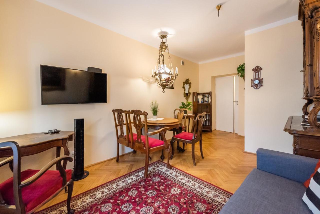 Downtown Antique Apartment Warszawa Zewnętrze zdjęcie