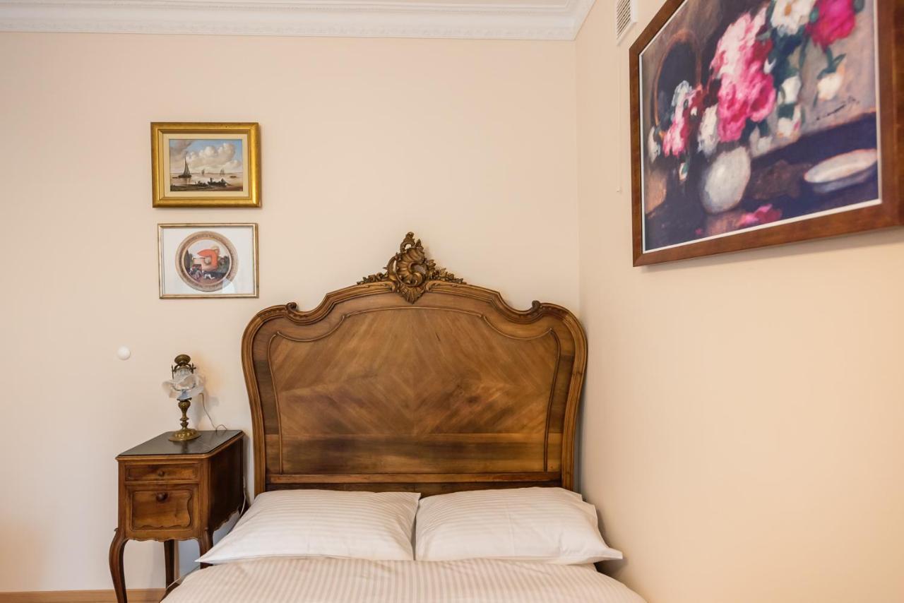 Downtown Antique Apartment Warszawa Zewnętrze zdjęcie