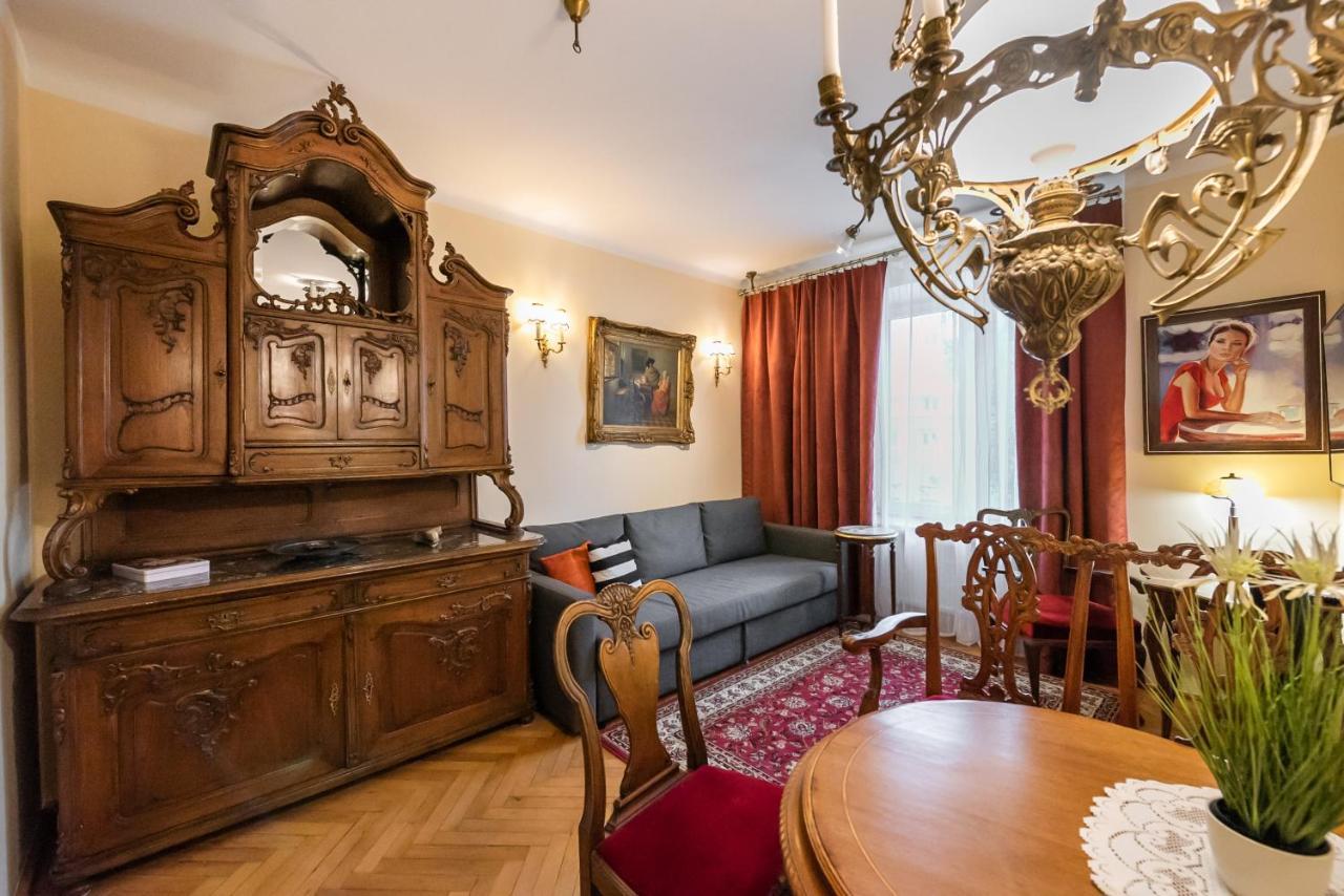 Downtown Antique Apartment Warszawa Zewnętrze zdjęcie